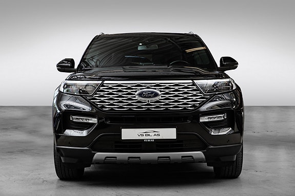 Ford Explorer 3 of 5