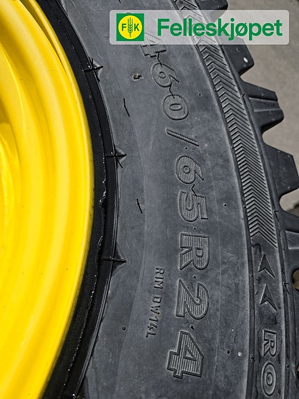 Hjul par: Nokian TRI 2 460/65 24 gul 4 of 5