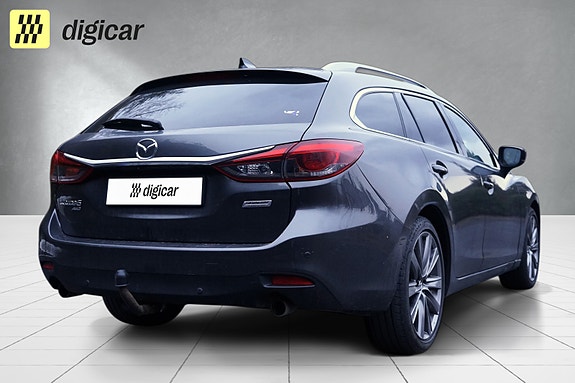 Mazda 6 4 of 5
