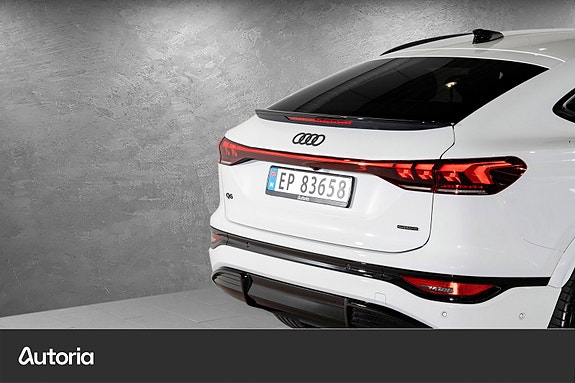 Audi Q6 e-tron 6 of 30