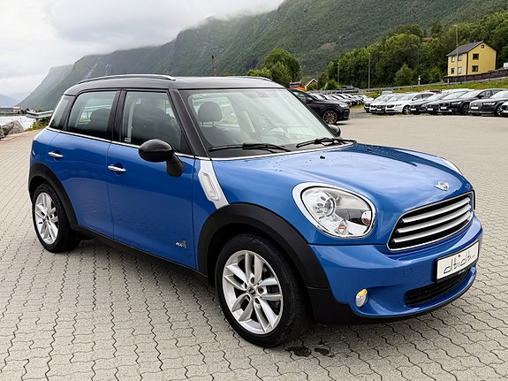 MINI Countryman Cooper SD 2 of 5