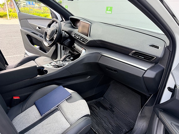 Peugeot 3008 15 of 30