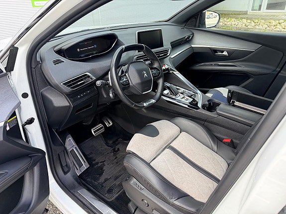 Peugeot 3008 12 of 30