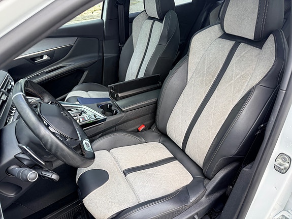Peugeot 3008 13 of 30