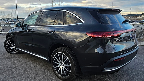 Mercedes-Benz EQC400 3 of 4