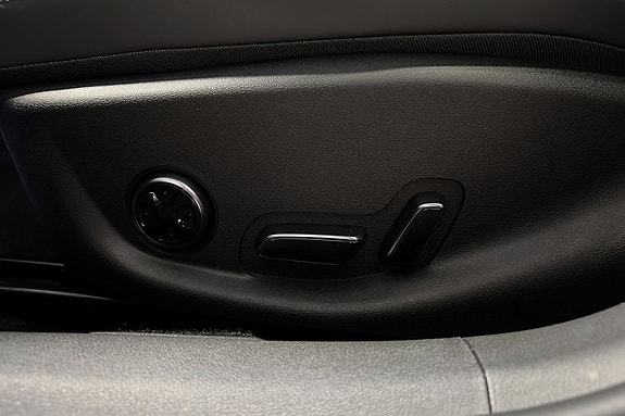 BYD Seal 17 of 27