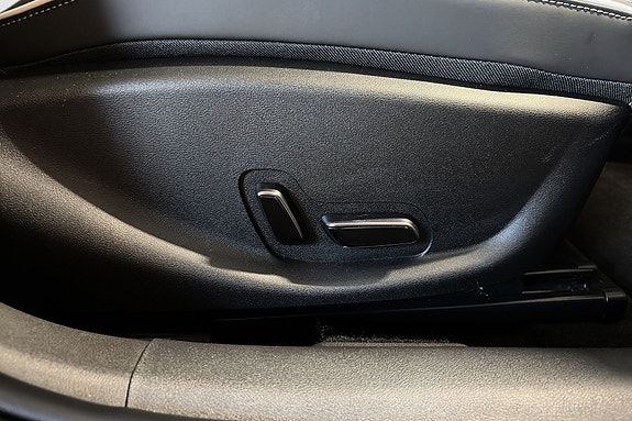 BYD Seal 18 of 27