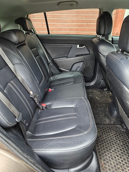 Kia Sportage 8 of 14