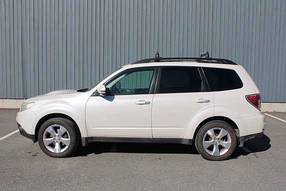 Subaru Forester 8 of 30