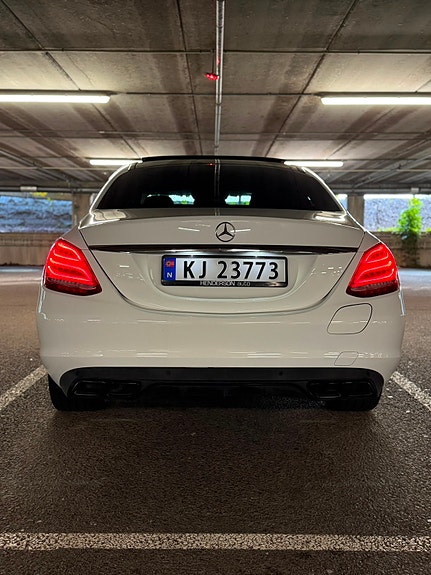 Mercedes-Benz C350 6 of 25