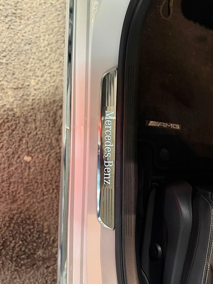 Mercedes-Benz C350 9 of 25