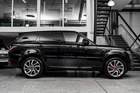 Land Rover Range Rover Sport 4 of 5