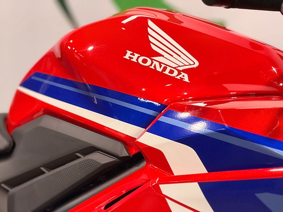 Honda CBR500R - AGMEdition med kort skiltoppheng og varmeholker i prisen 5 of 5