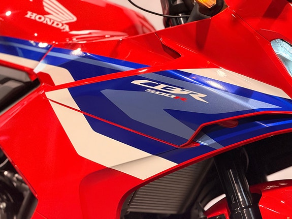 Honda CBR500R - AGMEdition med kort skiltoppheng og varmeholker i prisen 4 of 5
