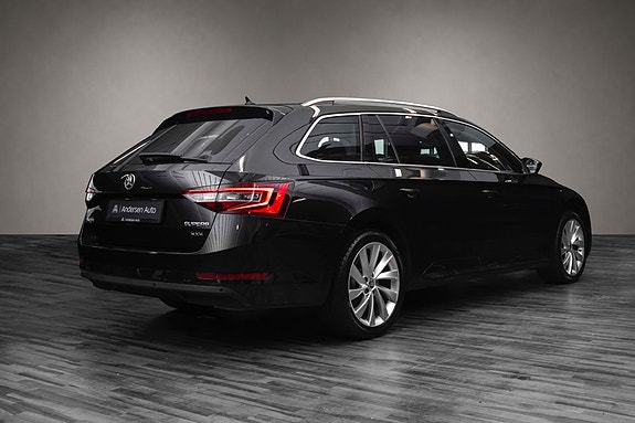 Skoda Superb 5 of 5
