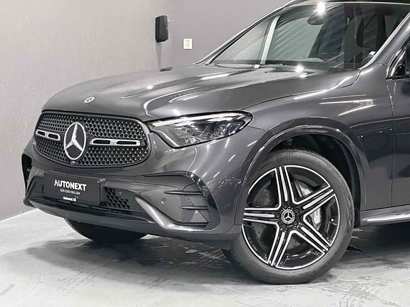 Mercedes-Benz GLC220 d 2 of 27