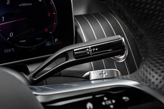 Mercedes-Benz GLC220 d 14 of 27
