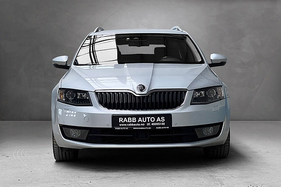 Skoda Octavia 3 of 5