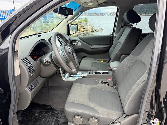 Nissan Pathfinder 5 of 5