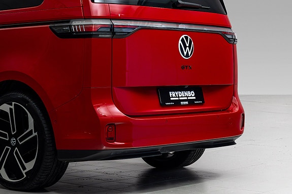 Volkswagen ID. Buzz 8 of 30
