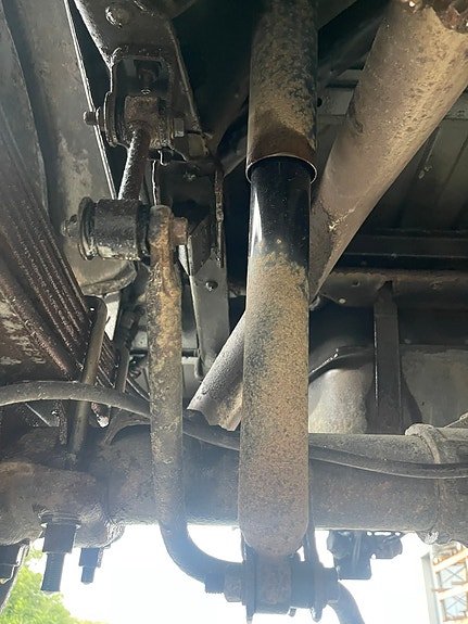 Chevrolet Suburban 24 of 30