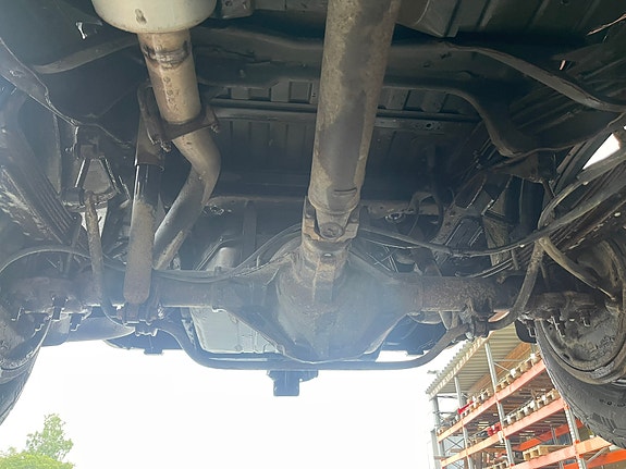 Chevrolet Suburban 26 of 30