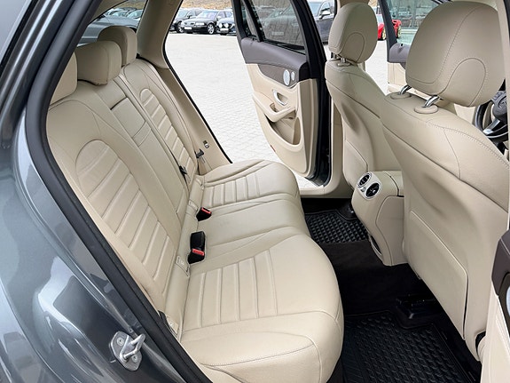 Mercedes-Benz GLC220 d 12 of 14
