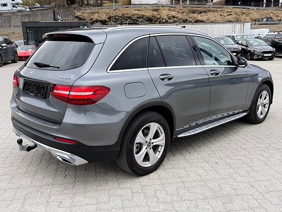 Mercedes-Benz GLC220 d 3 of 14