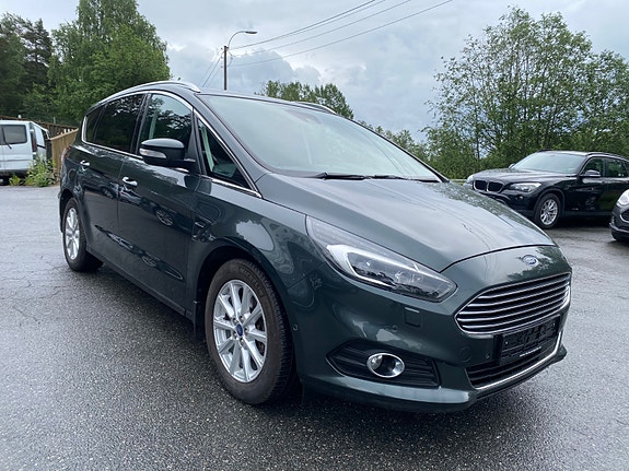 Ford S-MAX 5 of 5