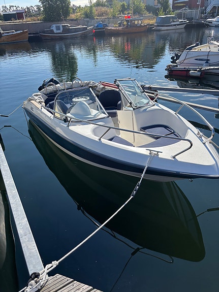 Morgan 5250 Bowrider til salgs 11 of 12