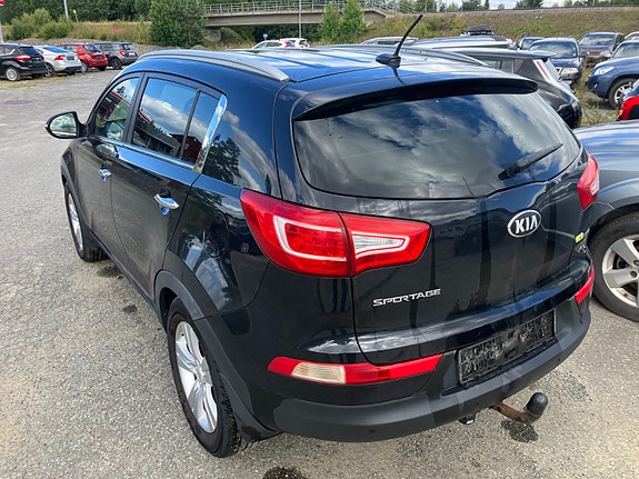 Kia Sportage 3 of 5