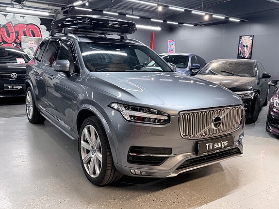 Volvo XC90 4 of 5