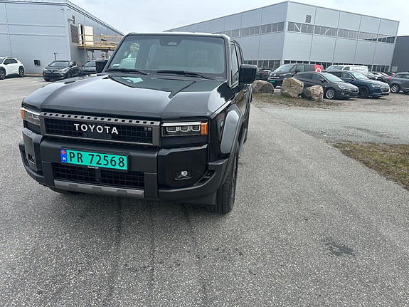 Toyota Land Cruiser 6 of 16