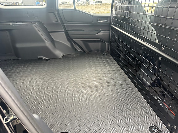 Toyota Land Cruiser 15 of 16