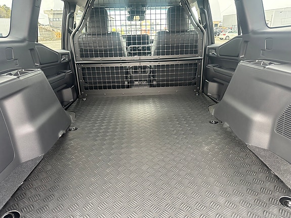 Toyota Land Cruiser 16 of 16