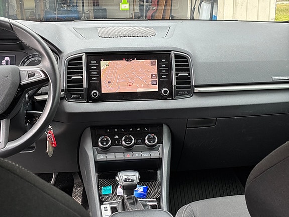 Skoda Karoq 3 of 5