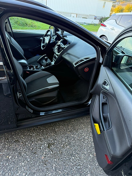 Ford Focus 20 of 20