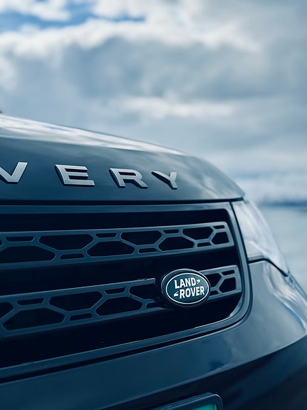 Land Rover Discovery 5 4 of 5