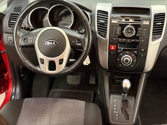 Kia Venga 25 of 30