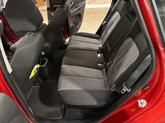 Kia Venga 28 of 30