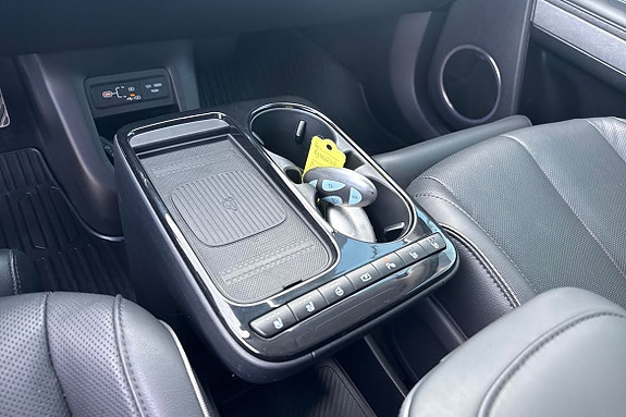Hyundai Ioniq 5 8 of 17