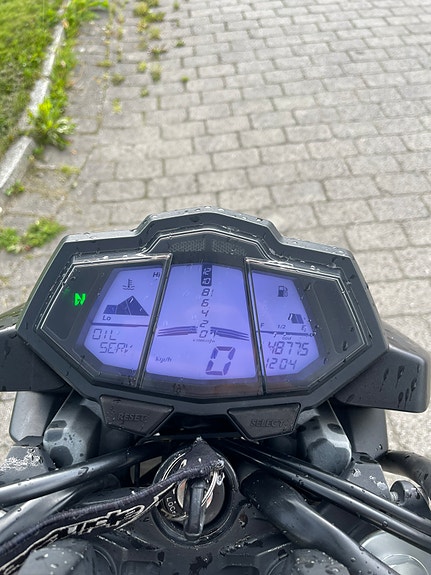 Yamaha MT-125 7 of 9