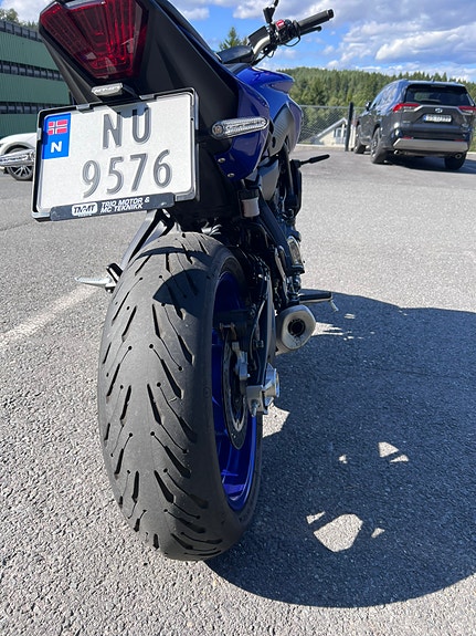 Yamaha MT-07 8 of 15