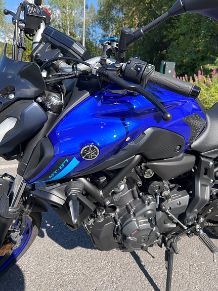Yamaha MT-07 13 of 15