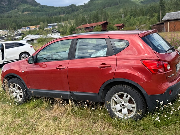 Nissan Qashqai 3 of 5