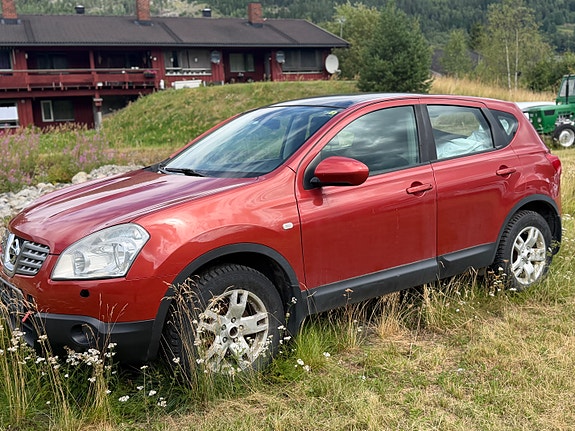 Nissan Qashqai 2 of 5