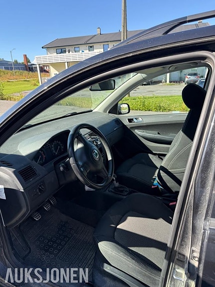 Skoda Fabia 5 of 5