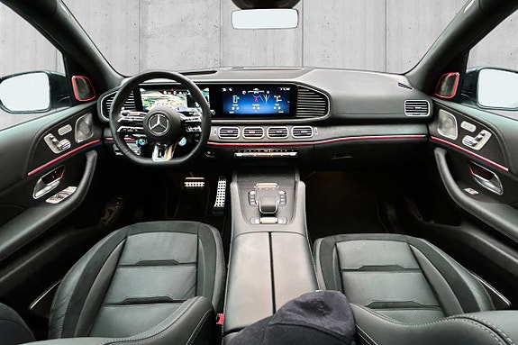 Mercedes-Benz GLS63 20 of 30