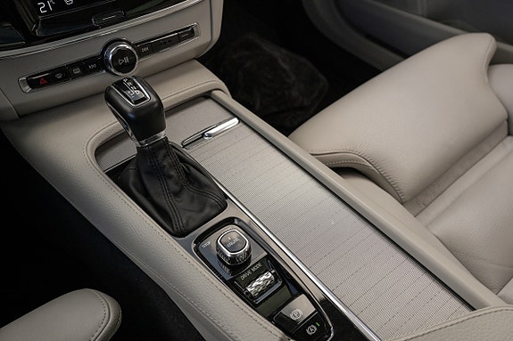 Volvo V90 19 of 30