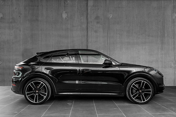 Porsche Cayenne Coupe 8 of 30